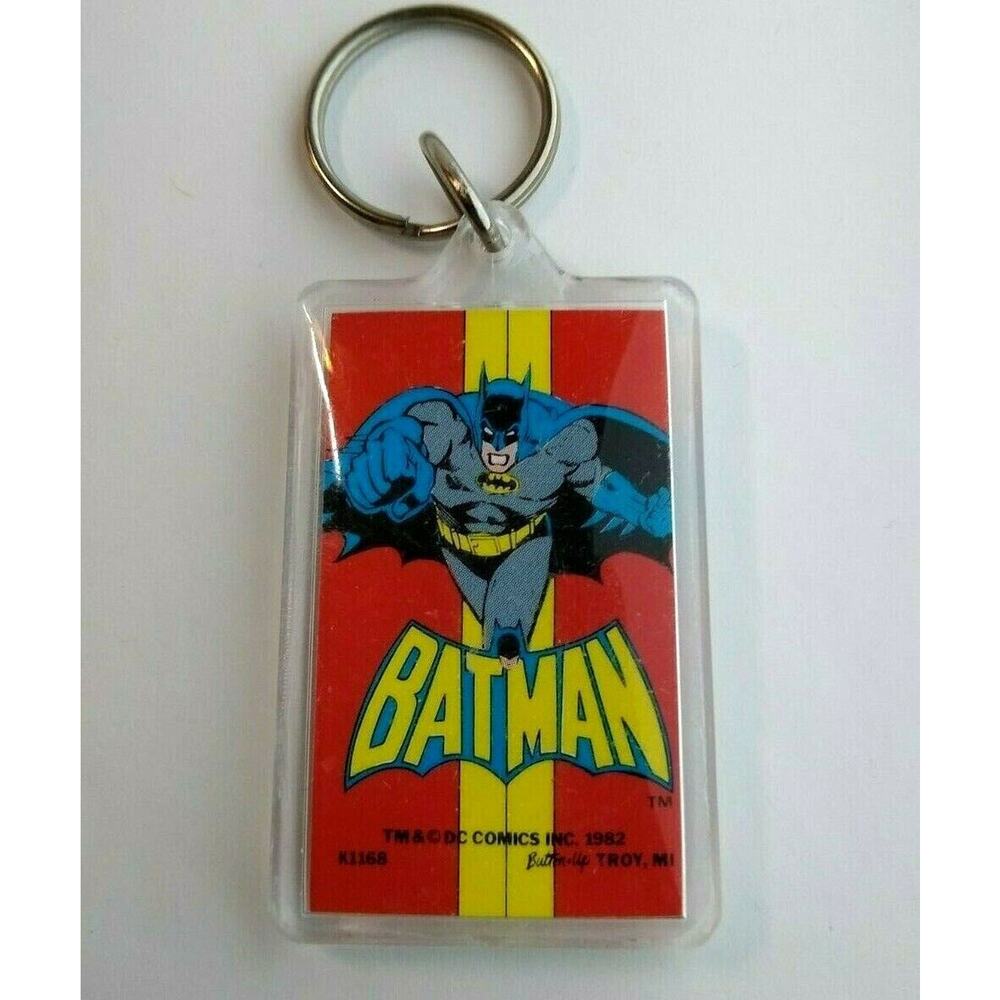 Batman Orange Yellow Keychain 1982 Original Licensed Official DC Comic Button Up